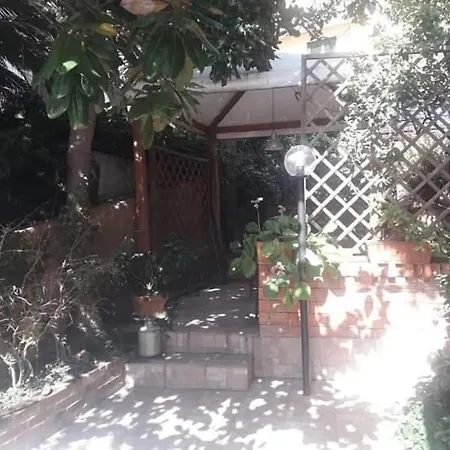 Monolocale In Tipica Casa Ligure *