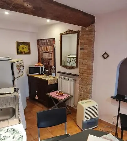 Monolocale In Tipica Casa Ligure דירה *